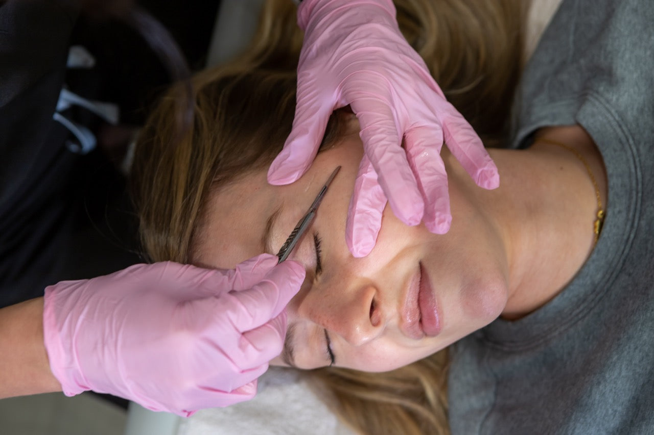 Dermaplaning